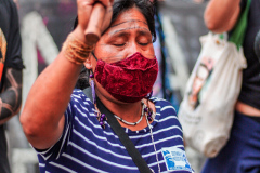 Protesto-indigena-no-centro-da-cidade-do-Rio-de-Janeiro-em-2021-durante-a-pandemia-com-o-objetivo-de-lutar-contra-o-Marco-Temporal.-6
